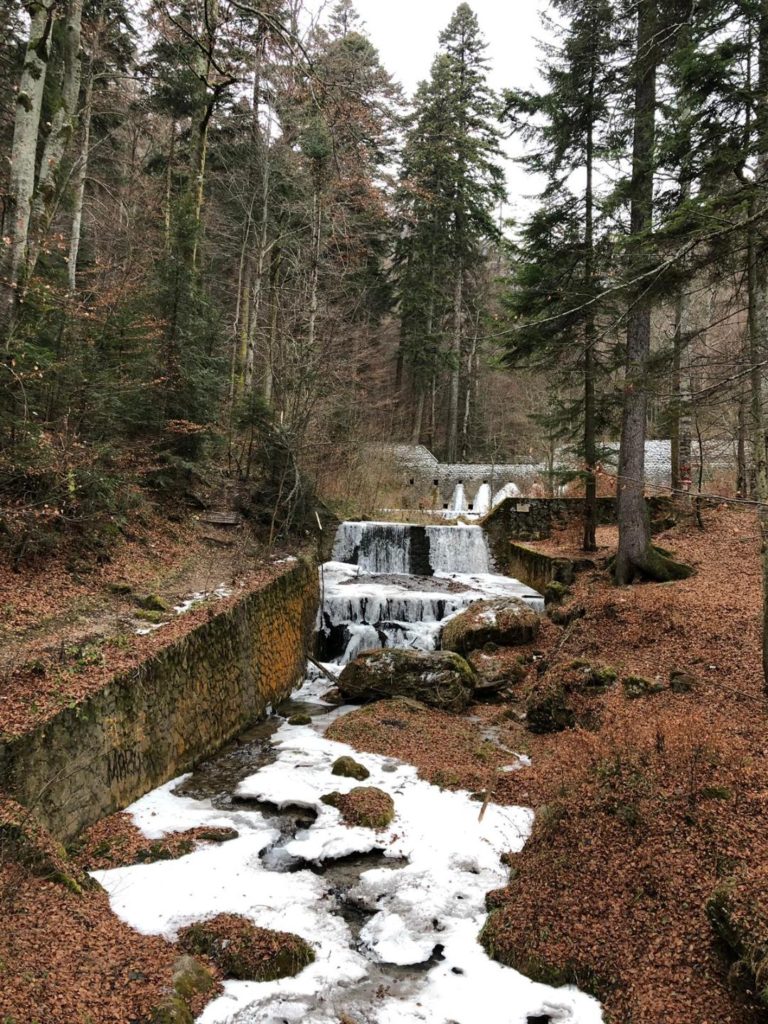 Cascada Poteca Regala