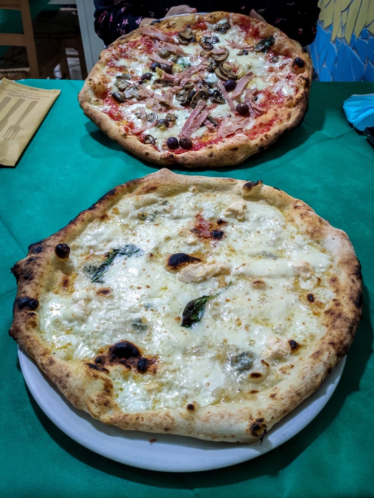 Pizza Napoli