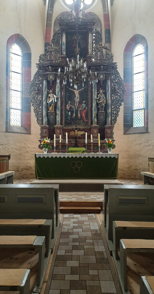 Interiorul Abatiei cisterciene - altar baroc
