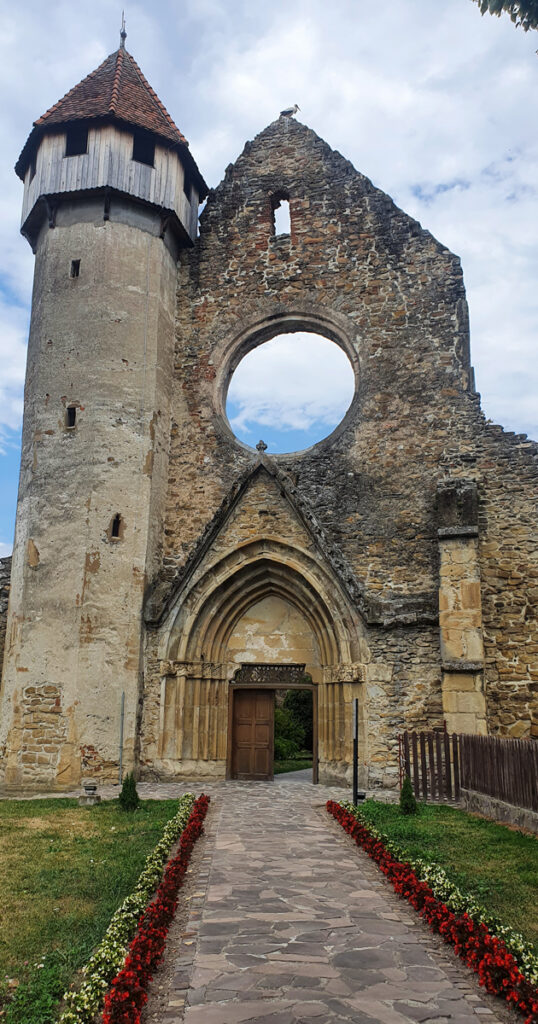 Manastirea Carta vazuta din exterior