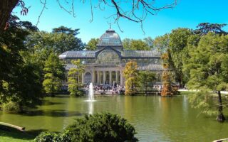 Palatul de Cristal din Retiro Park - City Break in Madrid