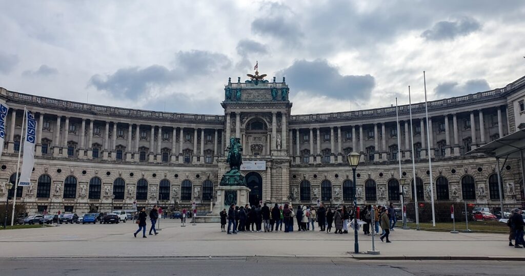 Hofburg - City break in Viena