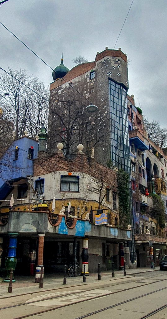 Hundertwasser House - City break in Viena